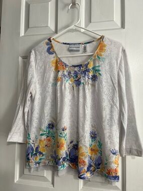 Alfred Dunner White Floral Scoop-Neck Long Sleeve Top